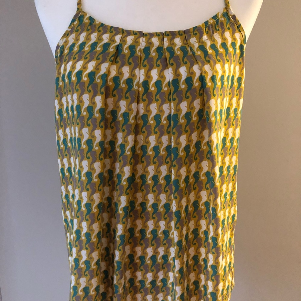 CABI Top NWOT